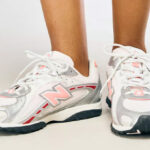 New Balance 204L Sneakers