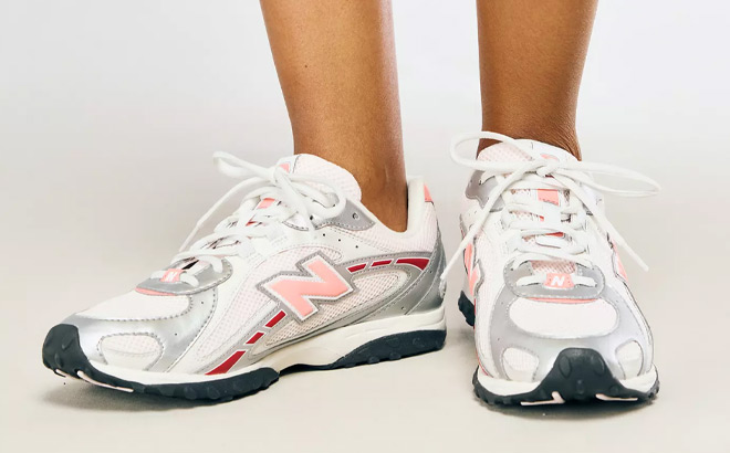 New Balance 204L Sneakers