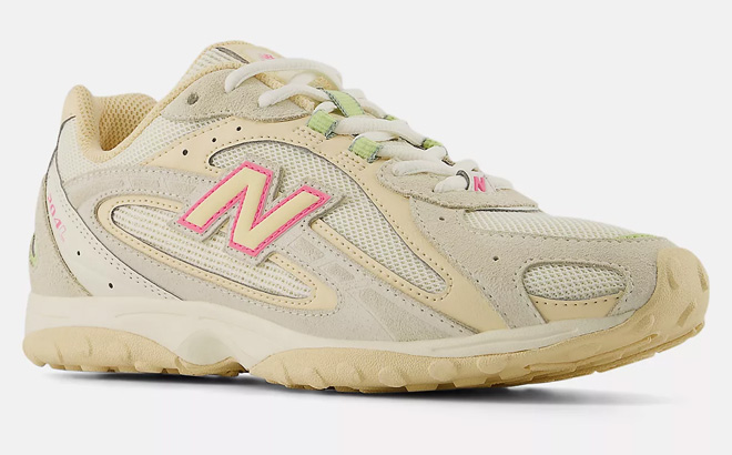 New Balance Warm Skies 204L Shoe New Balance Warm Skies 204L Shoe