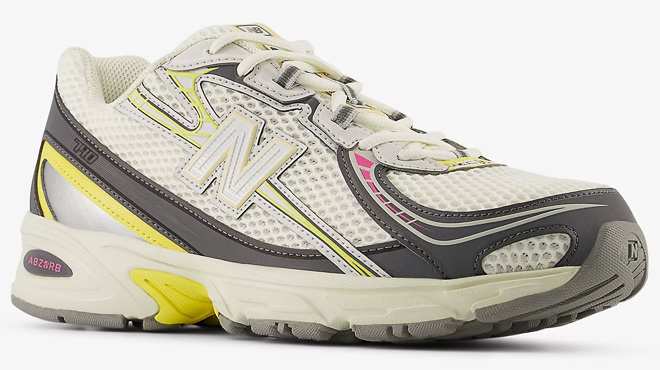 New Balance Warm Skies 740 Mens Shoes New Balance Warm Skies 740 Mens Shoes