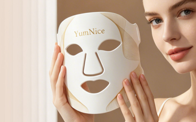 Red Light Therapy Mask