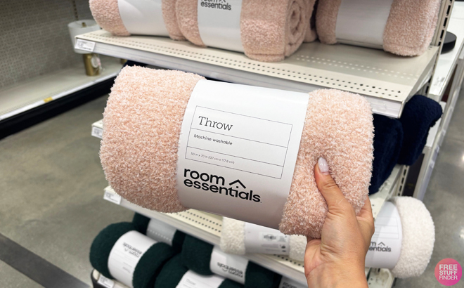 Room Essentials Throw