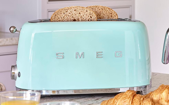 SMEG 50s Retro 4 Slice Toaster