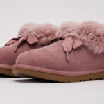 UGG Girls Bailey Slippers in Pink Dawn Color