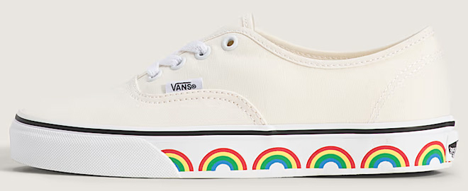 VANS Authentic Shoe in Marshmallow White VANS Authentic Shoe in Marshmallow White
