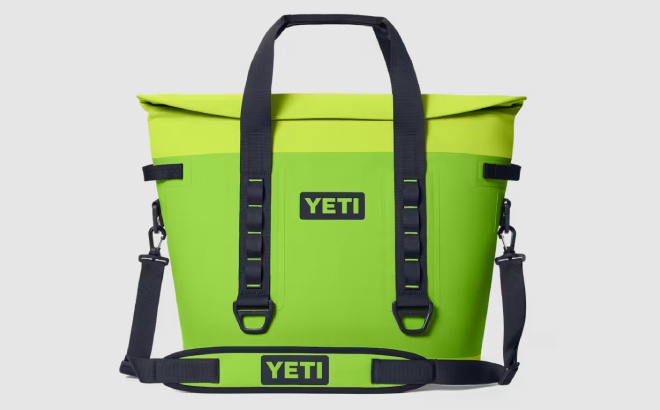YETI Hopper M30 Tote Soft Cooler YETI Hopper M30 Tote Soft Cooler