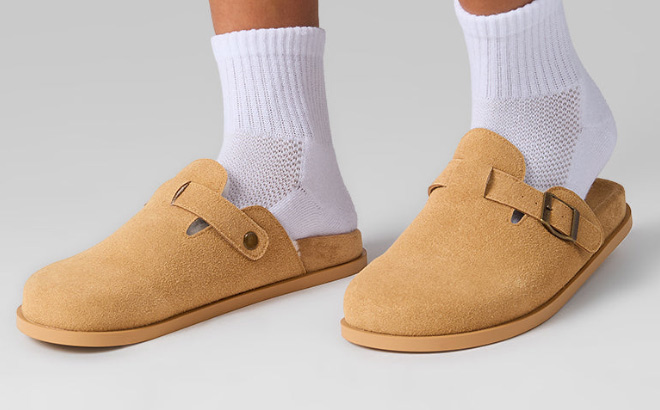 32 Degree Womens Faux Suede Clogs 32 Degree Womens Faux Suede Clogs