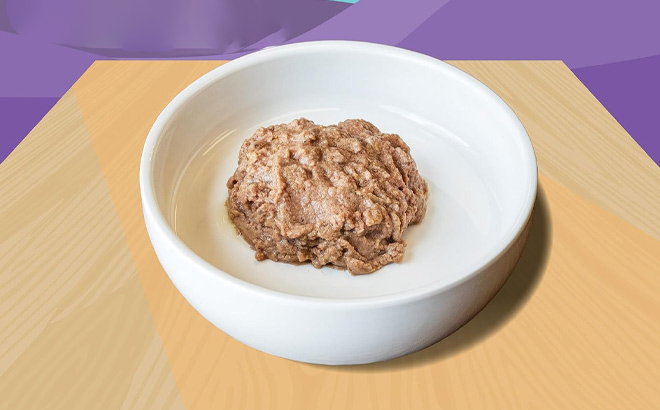 A Strong Heart Split Cup Cat Food