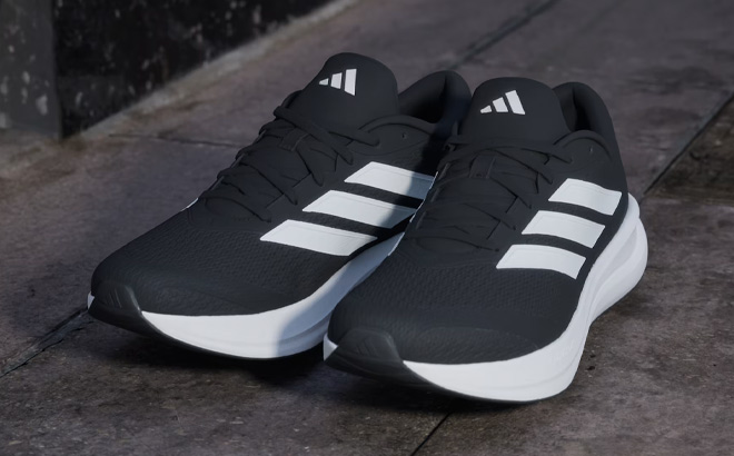 Adidas Runfalcon 6 Cloudfoam Mens Running Shoes on the Ground Adidas Runfalcon 6 Cloudfoam Mens Running Shoes on the Ground