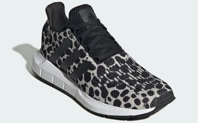 Adidas womens swift run 1 0 shoes Adidas womens swift run 1 0 shoes