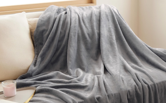 Bedsure Soft Fleece Throw Bed Blanket