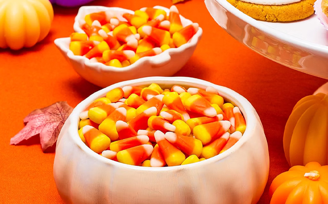 Brachs Halloween Classic Candy Corn in Bowl Brachs Halloween Classic Candy Corn in Bowl