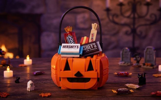 Brickcraft HERSHEYS Trick or Treat Tub Building Kit