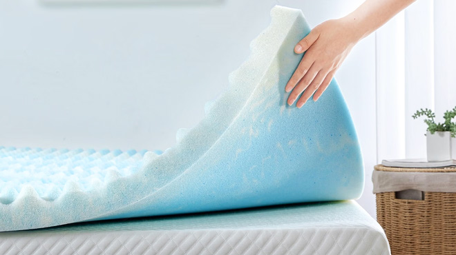 Cooling Memory Foam Mattress Topper