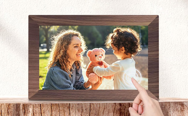 Frameo Digital Photo Frame