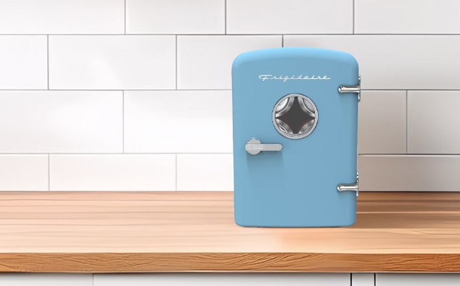 Frigidaire 9 Can Retro Mini Fridge Frigidaire 9 Can Retro Mini Fridge