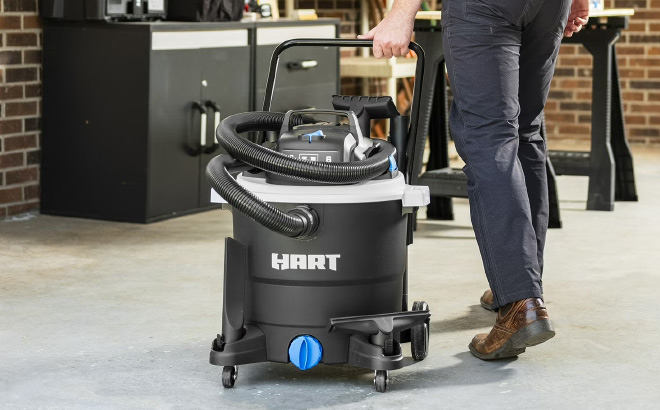 HART 12 Gallon Wet Dry Vacuum