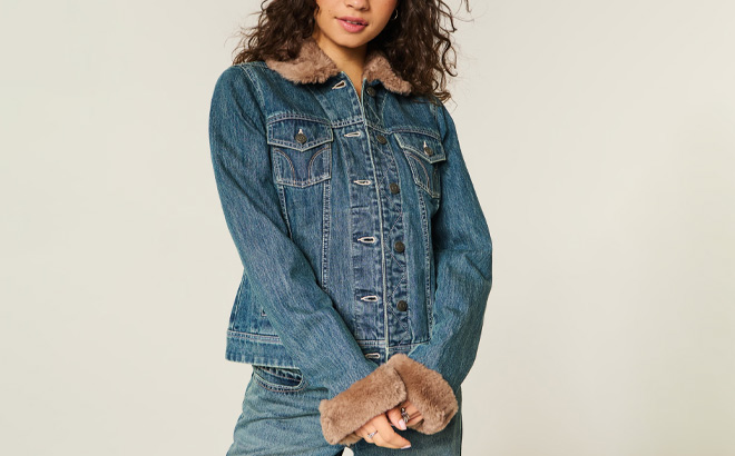 Hollister Faux Fur Trim Denim Jacket Hollister Faux Fur Trim Denim Jacket