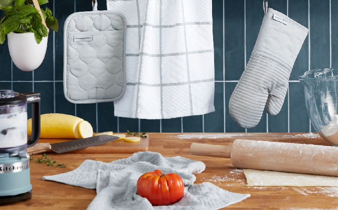 KitchenAid Kitchen Accessories Set