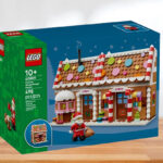 LEGO Iconic Festive Gingerbread House 498 Piece Set