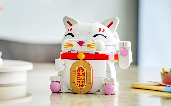 LEGO Lucky Cat Building Toy