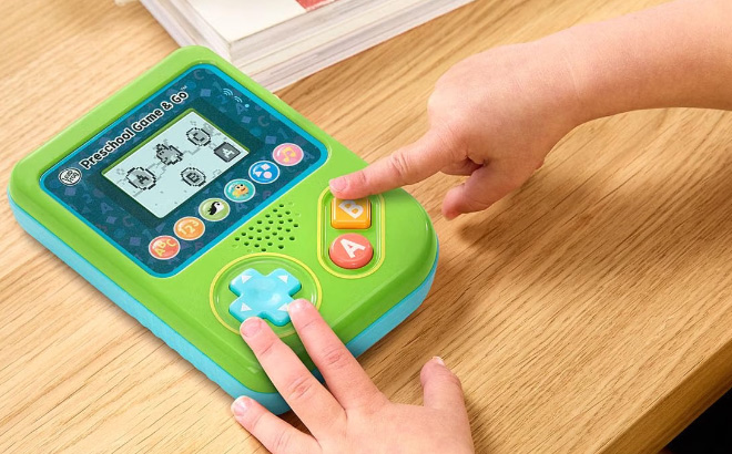 Leapfrog Preschool Game and Go Handheld Video Game Toy Leapfrog Preschool Game and Go Handheld Video Game Toy