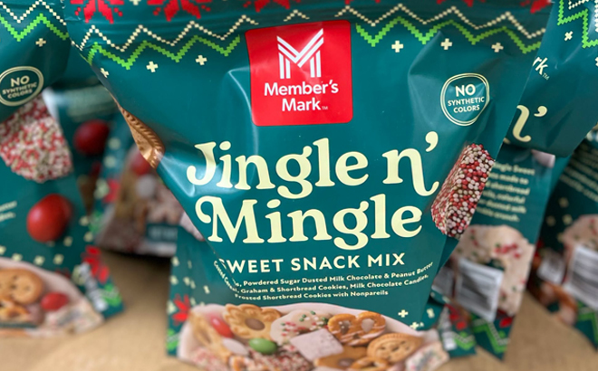 Members Mark Jingle n Mingle Holiday Snack Mix