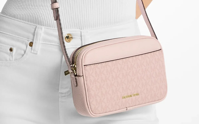 Michael Kors Jet Set Small Signature Logo Camera Crossbody Bag Michael Kors Jet Set Small Signature Logo Camera Crossbody Bag