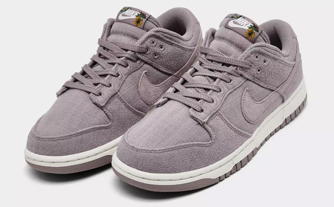 Nike Dunk Low SE Casual Womens Shoes
