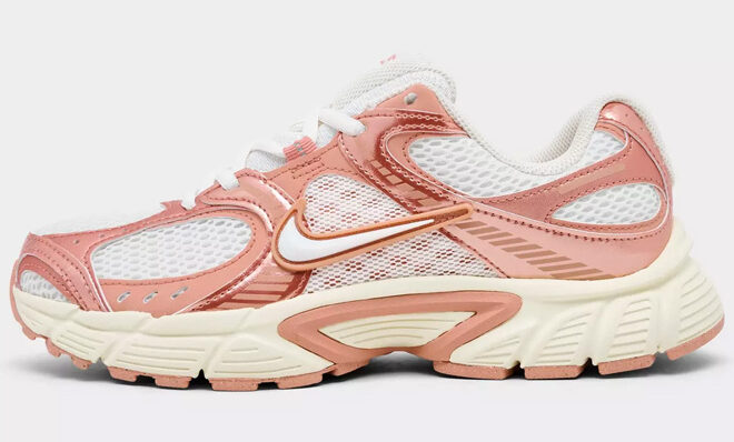 Nike V5 RNR Womens Casual Shoe