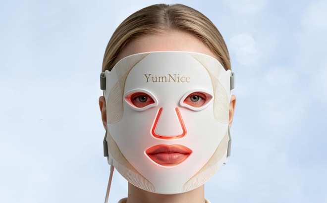 Red Light Therapy Face Mask