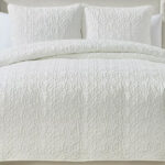 Seventh Studio Holly Pinsonic Quilted 2 Piece Quilt Set