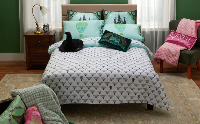Wicked Comforter Velvet Twin Size Bed in a Bag Wicked Comforter Velvet Twin Size Bed in a Bag