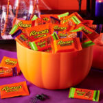 eeses Assorted Peanut Butter Halloween Candy Pumpkin Bowl