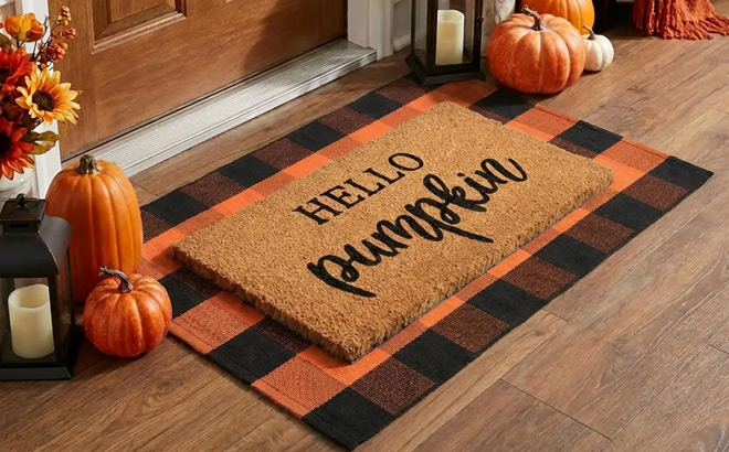 2 Piece Layered Doormat Set in Front of the House 2 Piece Layered Doormat Set in Front of the House