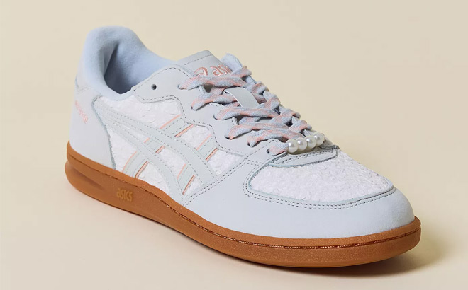Asics Skyhand OG Sportstyle Shoes Asics Skyhand OG Sportstyle Shoes