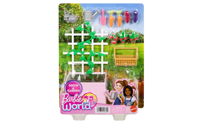Barbie 12 Piece World Garden Playset Barbie 12 Piece World Garden Playset