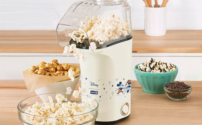 Disney Dash Stitch Fresh Pop Popcorn Maker in Cream Disney Dash Stitch Fresh Pop Popcorn Maker in Cream