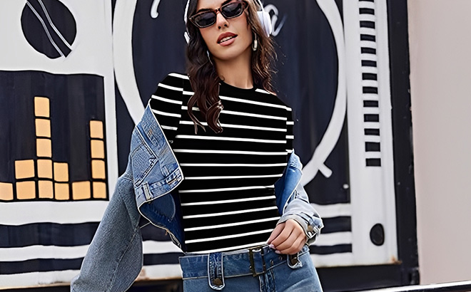 Ekouaer Womens Long Sleeve Shirt on the Person Ekouaer Womens Long Sleeve Shirt on the Person