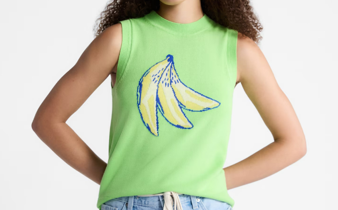 Free Assembly Womens and Womens Plus Graphic Sweater Free Assembly Womens and Womens Plus Graphic Sweater