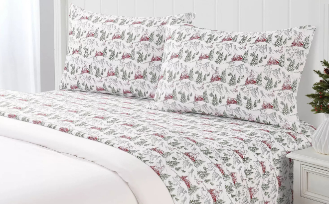 Holiday Printed Microfiber 3 Piece Sheet Set