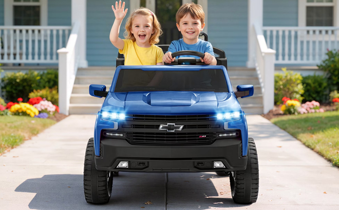 Kids Riding the Chevrolet Silverado Powered Ride on Truck Kids Riding the Chevrolet Silverado Powered Ride on Truck