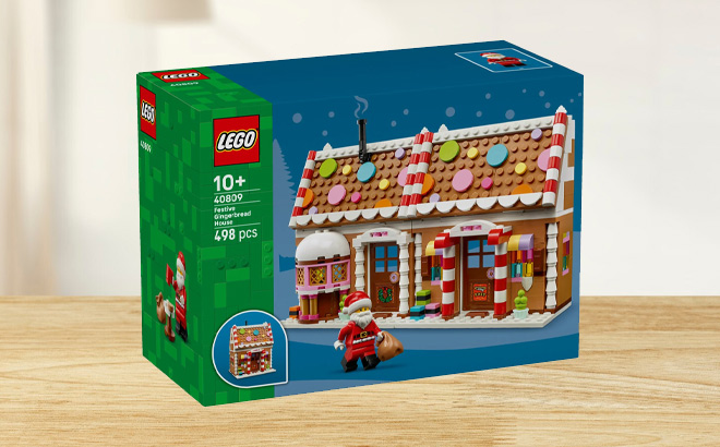 LEGO Iconic Festive Gingerbread House 498 Pieces