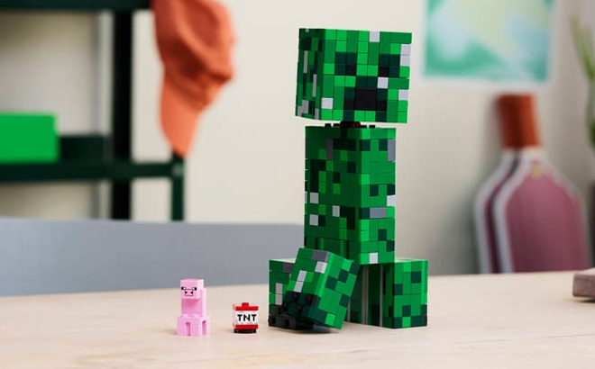 LEGO Minecraft The Creeper Building Toy