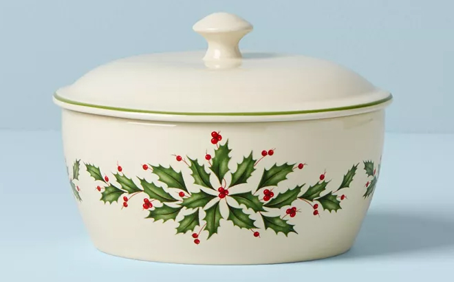 Lenox Hosting the Holidays Covered Casserole Lenox Hosting the Holidays Covered Casserole