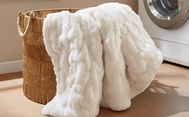 Madison Park Ultra Soft Ruched Faux Fur Throw Blanket Madison Park Ultra Soft Ruched Faux Fur Throw Blanket