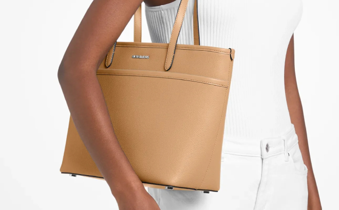 Michael Kors Marlowe Medium Pebbled Leather Pocket Tote Bag Michael Kors Marlowe Medium Pebbled Leather Pocket Tote Bag