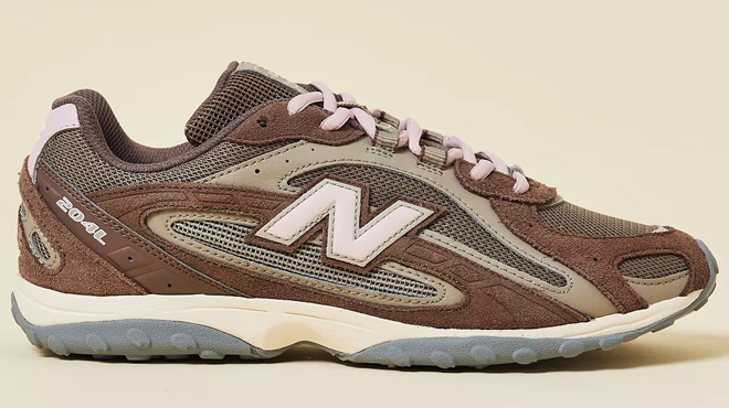 New Balance 204L Shoes New Balance 204L Shoes