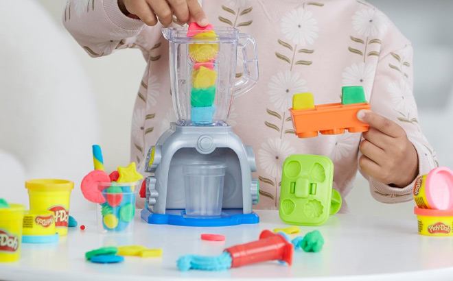 Play Doh Swirlin Smoothies Toy Blender Playset Play Doh Swirlin Smoothies Toy Blender Playset