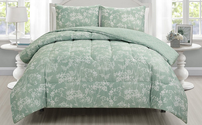 Richmond Park Drea 3 Piece Floral Reversible Midweight Comforter Set